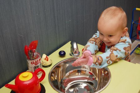 Игровая детская кухня своими руками – отличный пример для вдохновения!