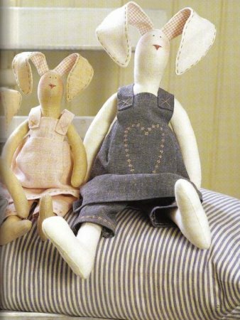 Пасхальные зайцы тильда: выкройки мягких игрушек для шитья