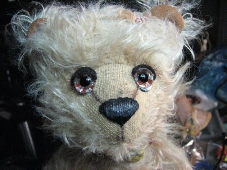 Роспись и оформление глаз медвежонка Тедди.